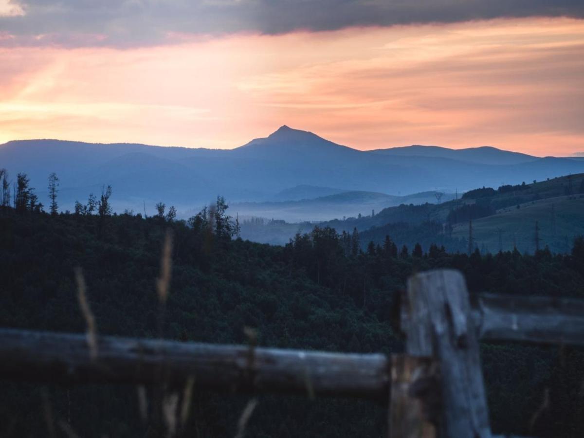 Chalet Borzhava Huklyvyy Bagian luar foto